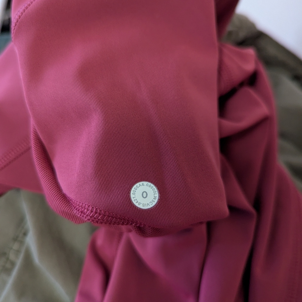 Lululemon Power Through High Rise Tight 25" - Picture 3 of 3
